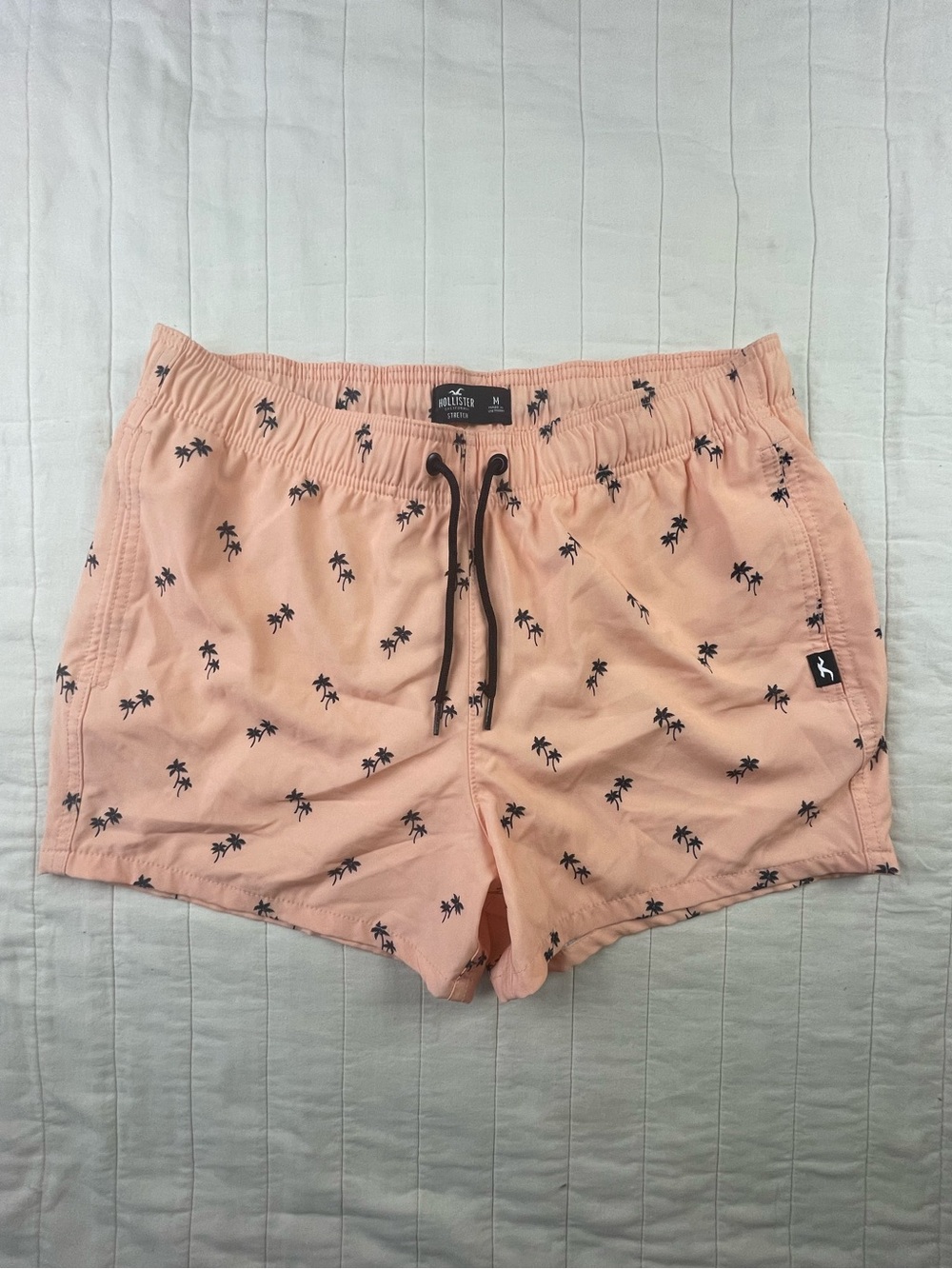 Hollister Peach Swim Trunks Shorts with Black Palm Print Medium